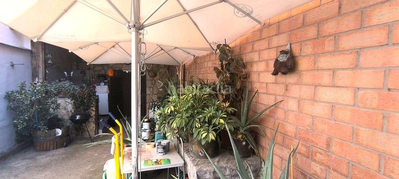 Foto f9563b98-8479-4ede-8e8f-9627aceb042e. Casa en Albelda de Iregua