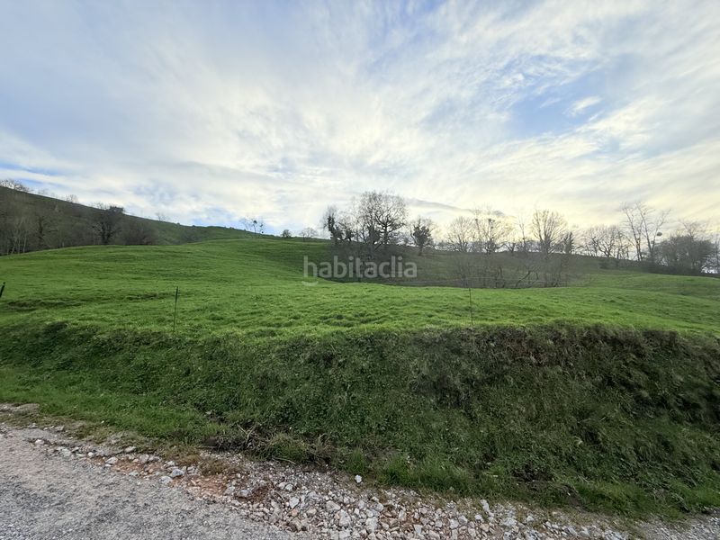 Foto eceb7205-8bcb-48f9-9fde-b800f43563fb. Finca rústica a Santa María de Cayón