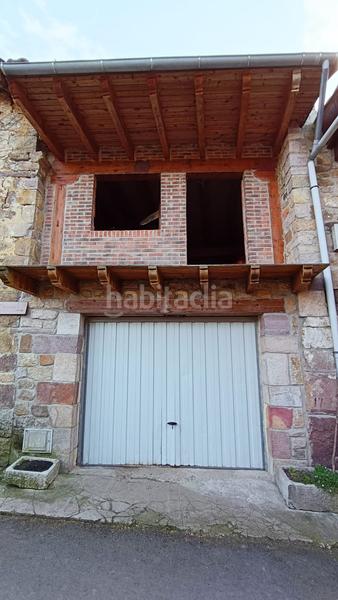 Foto 0fe2fbd1-ebc3-4c84-b10d-e19417d9bea3. Casa adossada a Anievas