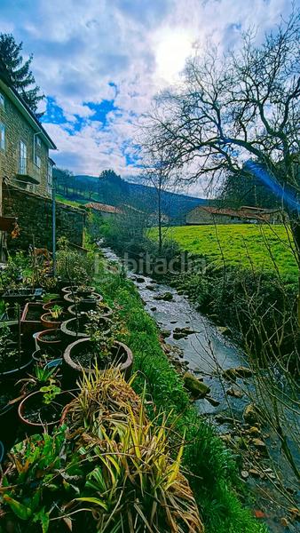 Foto 320bca78-589f-4979-9a34-6222ab1fa9d4. Casa adossada a Anievas