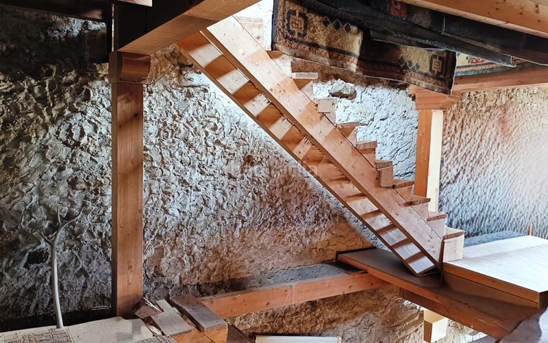 Foto 67dfa558-6a01-40a3-8013-5002428df9a0. Casa adossada a Anievas