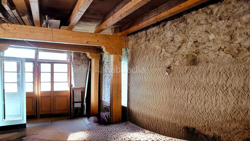 Foto ba2e6894-7e37-42e6-8638-be7a0f190034. Casa adossada a Anievas