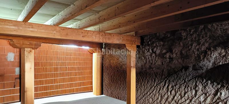 Foto f96906e0-cb83-415c-bafb-7b9b1b5400af. Casa adossada a Anievas