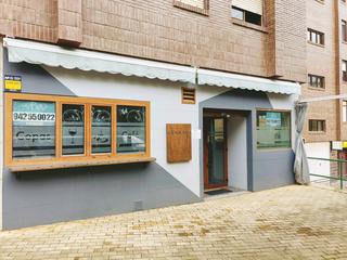 Locale commerciale in El Astillero - CL BERNARDO LAVIN