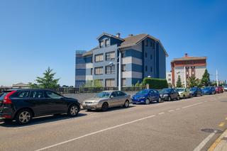 Piso  Santander - avenida cantabria 31. Piso en valdenoja de 3 habitaciones y dos baños