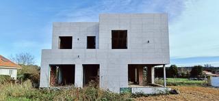 Casa  Escobedo - bo maza la. Gran oportunidad en camargo! parcela urbana con obra nueva al 50