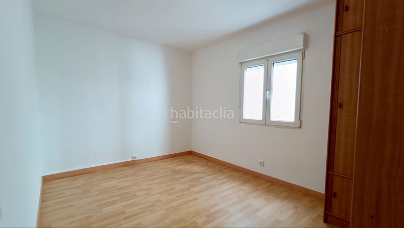 Foto 29dbb236-c7e3-400b-8796-71e2adf5598f. Rent flat in Castilla - Hermida Santander