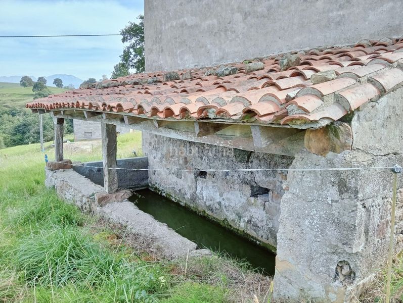 Foto edafd02d-193b-47d6-b5ec-a537e776973b. Finca rústica a Villafufre
