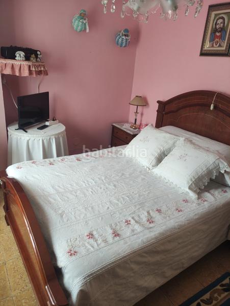 Foto 5272d02f-3391-4c03-98e7-011519d48eb1. Casa adossada a montaña la - avda. bilbao 176 a Sierrapando Torrelavega