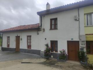 Casa adossada a Montaña la - avda. bilbao 176. Venta de dos casas con terreno en la montaña, torrelavega