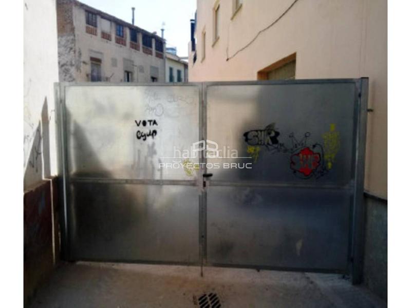 Foto d1b5a4c8-cf45-420d-8fdf-83e709dd8f49. Terreno residencial olesa montserrrat solar en c calvari en venta en Olesa de Montserrat