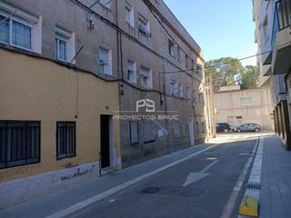 Pis a Sant Andreu de la Barca. En sant andreu de la barca  piso 3 habitaciones  para rehabilita