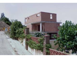 Maison  N/a. Chalet independiente en construcción en castellvi de rosanes
