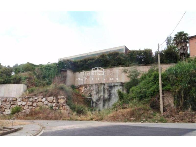 Foto d70c2aef-9de3-42ad-b66b-30f0e88904c4. Fondo rustico in Vallirana