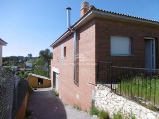 Casa a Torre de Claramunt (La). Chalet independiente en venta en la torre de claramunt