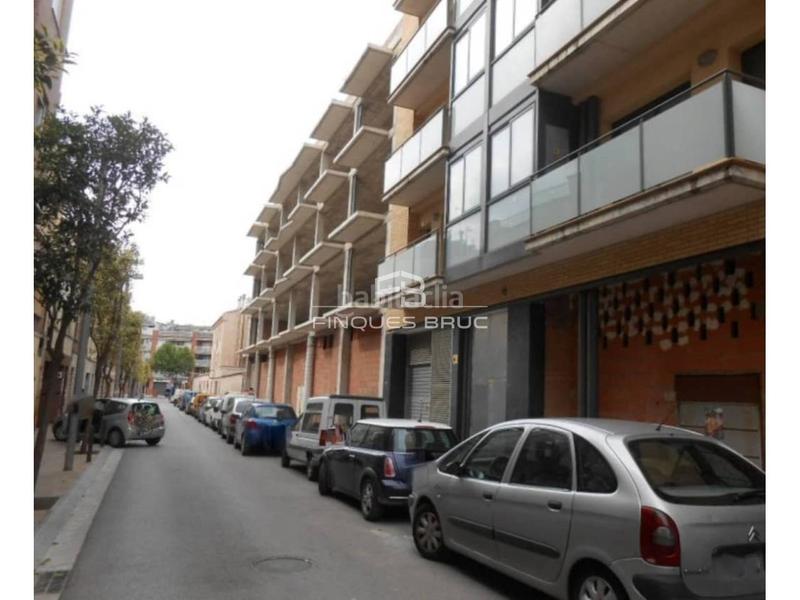 Foto 8c0218f9-8a08-4b64-9891-15b582e88442. Local commercial dans Llevant Igualada