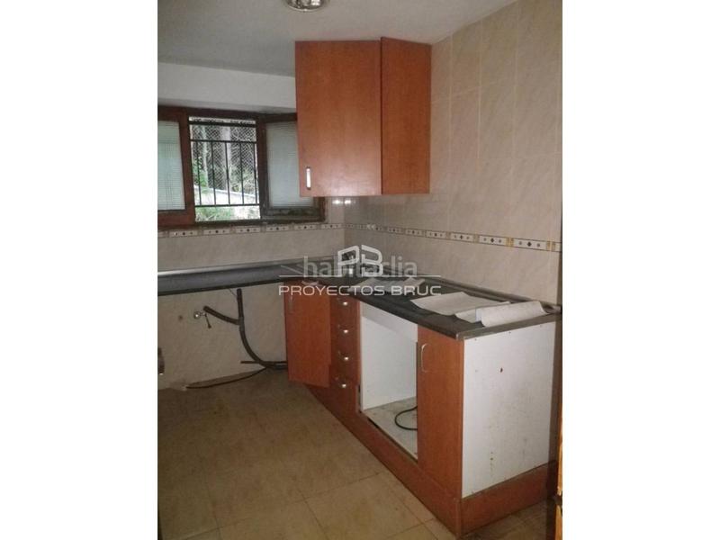 Foto ef6e7374-e54f-4960-af0a-eba142e9e6a1. Chalet avec chauffage dans Can Rial Esparreguera
