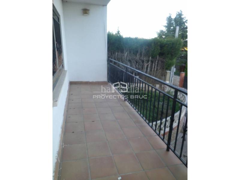 Foto f3635a28-10af-4fac-841e-9a6e4b03f3a7. Chalet avec chauffage dans Can Rial Esparreguera