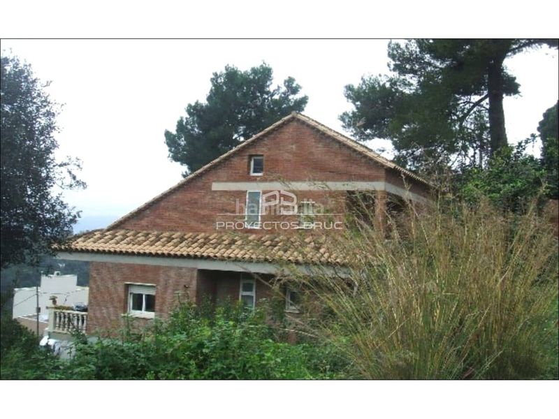 Foto 2507d077-da7a-4a12-9ef8-ae553b69f25e. Xalet a Torrelles de Llobregat