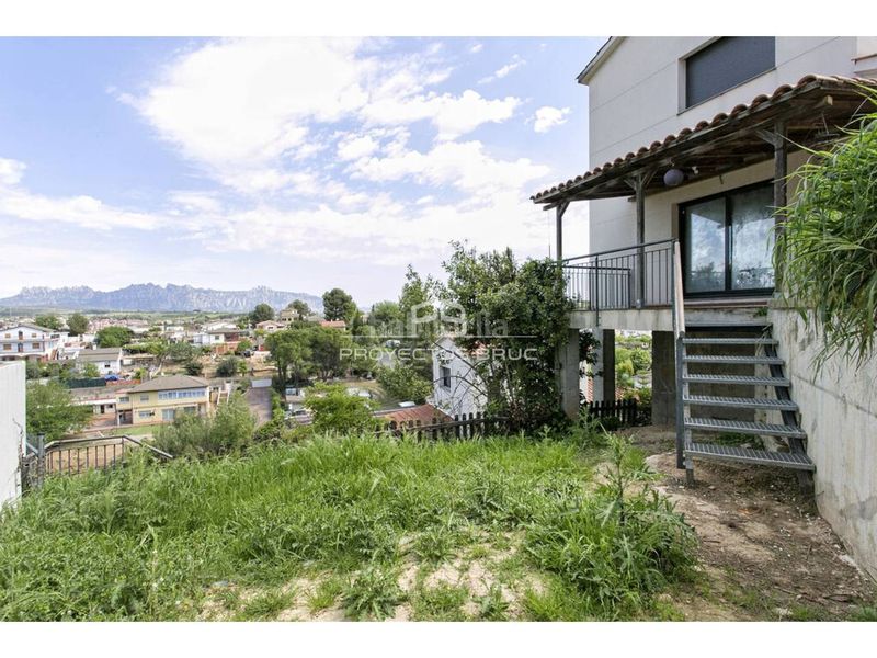 Foto bd5bfb14-a7b2-4f12-ba3a-c1d6efcdf900. Casa a Piera