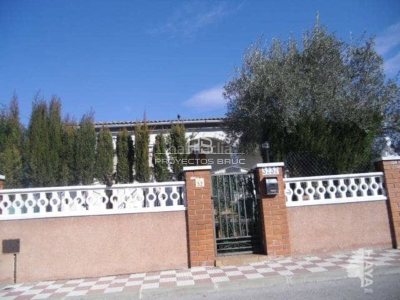 Foto 87802b7f-d3b6-4910-984c-6a74b2790dba. Casa a Masquefa
