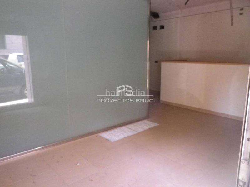Foto f9a8d870-f88f-4c8f-9c84-dc30d718f7fc. Local comercial a Nucli Urbà Esparreguera