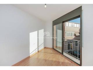 Flat in Sant Pere Nord. En terrassa  piso de 1 dormitorio muy bien comunicado  infórmese