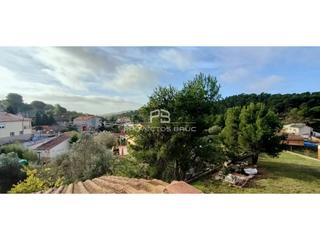 Xalet a Bruc (El). En el bruc  amplia torre con jardín con muchas posibilidades y g