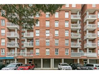 Local Comercial  Vilanova. Amplio local en venta en igualada