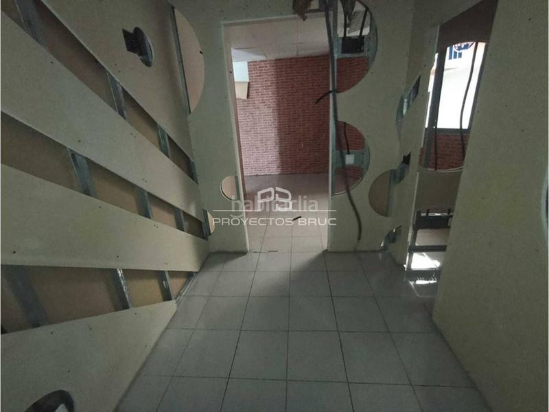 Foto a404299d-1d79-406c-90d1-3b2b3a21c2c7. Nave industrial nave en venta en Polígon Industrial Igualada