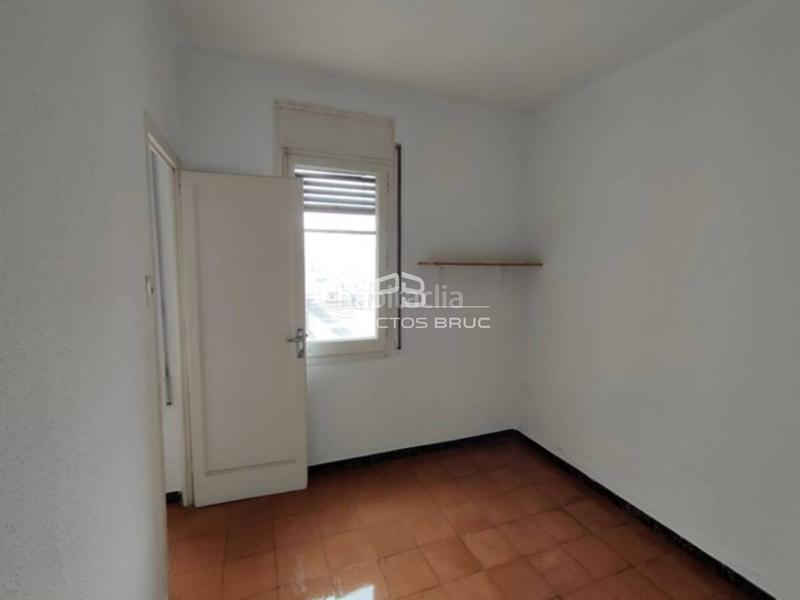 Foto 84a1ba15-d522-4e37-a600-3d191d752e9e. Piso  en cmarina, en Baix Guinardó Barcelona