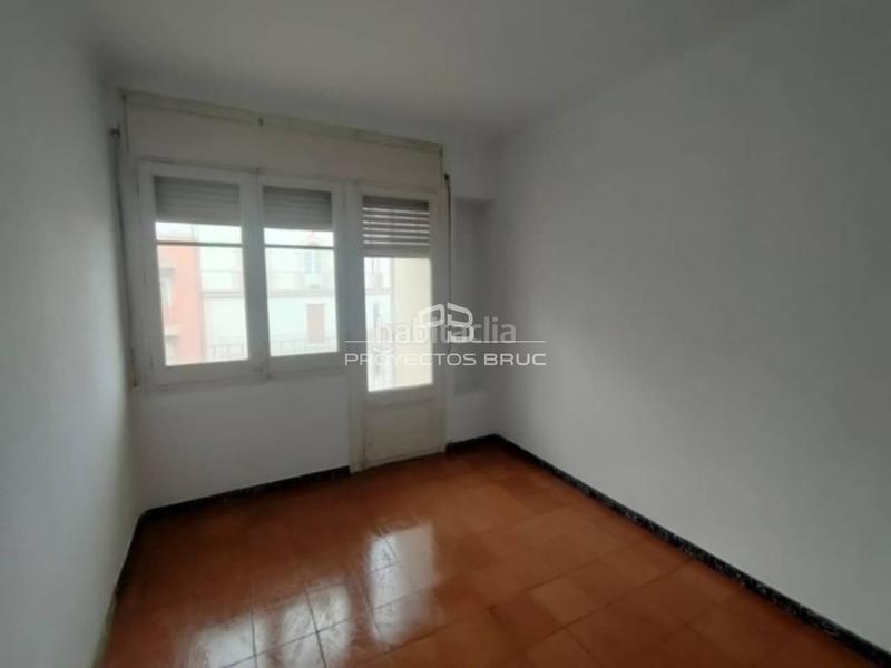 Foto fd4a60c5-c7d4-451d-b19b-18768552c894. Piso  en cmarina, en Baix Guinardó Barcelona