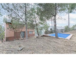 Xalet a Pallej. Pallej  torre independiente con amplio jardn, garaje, piscina