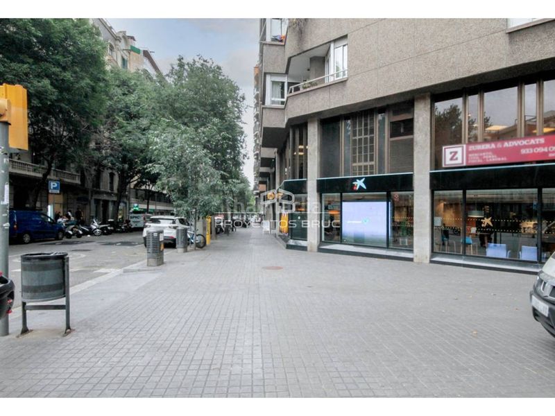 Foto 1f486d07-1864-4919-9a13-5f767a7bb04d. Local comercial a Sant Antoni Barcelona