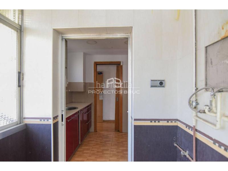 Foto 055d1425-9b1d-48db-98ae-81de40a2d268. Appartamento in Ciutat Meridiana Barcelona