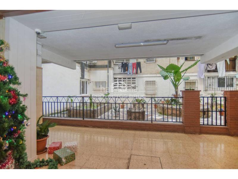 Foto 08d8cf5d-3a93-4dfb-8c16-21a5e438ae29. Appartamento in Ciutat Meridiana Barcelona