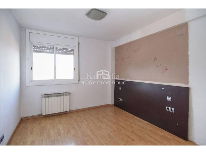 Foto 34697b45-b9d7-4755-a91c-7fc31e7d099f. Appartamento in Ciutat Meridiana Barcelona