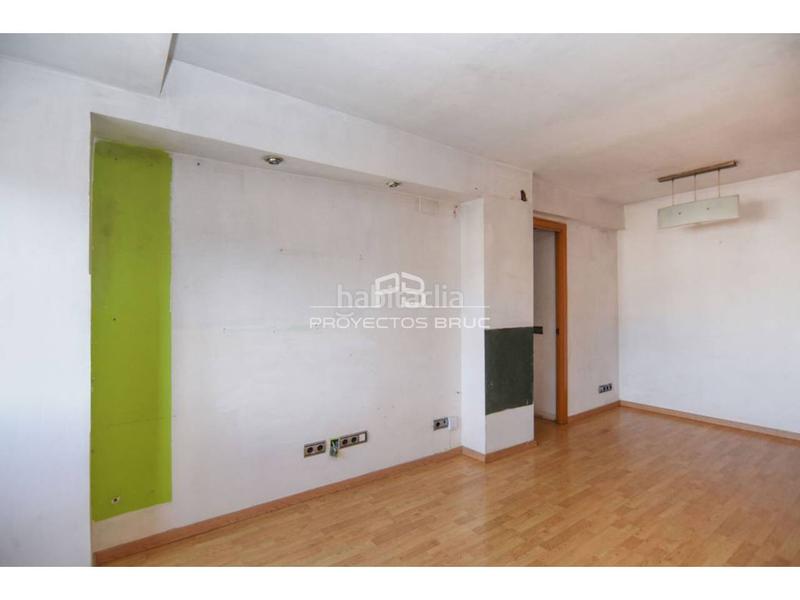 Foto 487bc713-97b1-4a34-8912-c3349f4d4f56. Appartamento in Ciutat Meridiana Barcelona