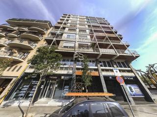 Location Local commercial  Gran via de carles iii. Local alquiler gran via carles iii, barcelona