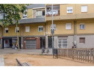 Piso  Olesa. Barcelona  piso en colesa  ocupado ilegalmente  infrmese condic