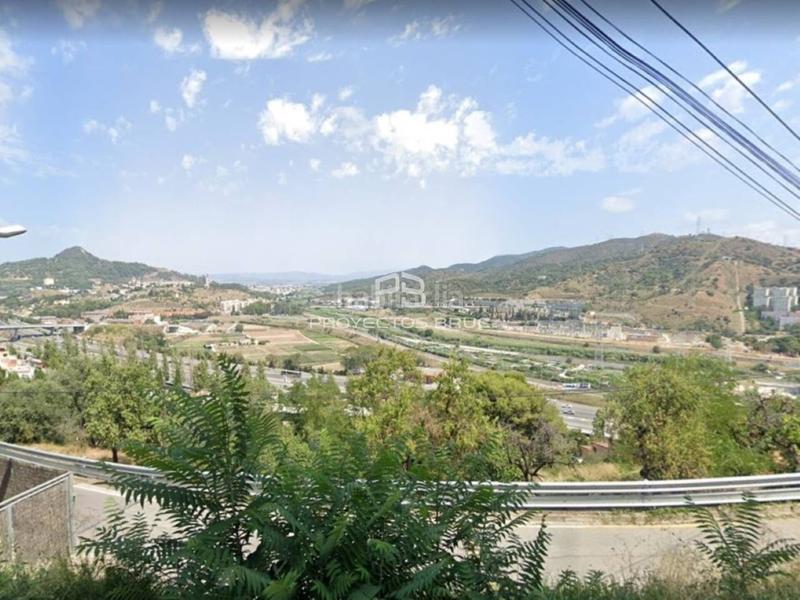 Foto 898629f5-32c5-40ac-92a2-926133df885f. Casa in Torre Baró Barcelona