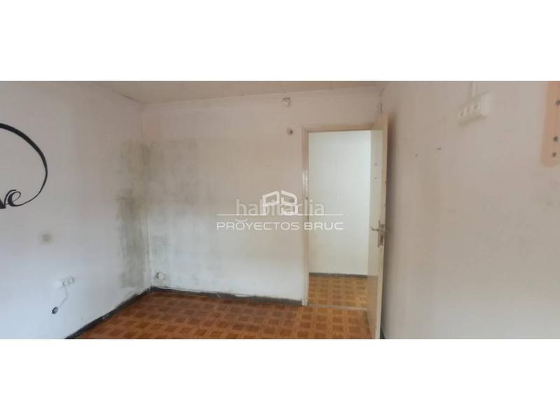 Foto 3419ffed-011d-4bd1-b1bc-f1db7676c5bb. Pis a Ciutat Meridiana Barcelona