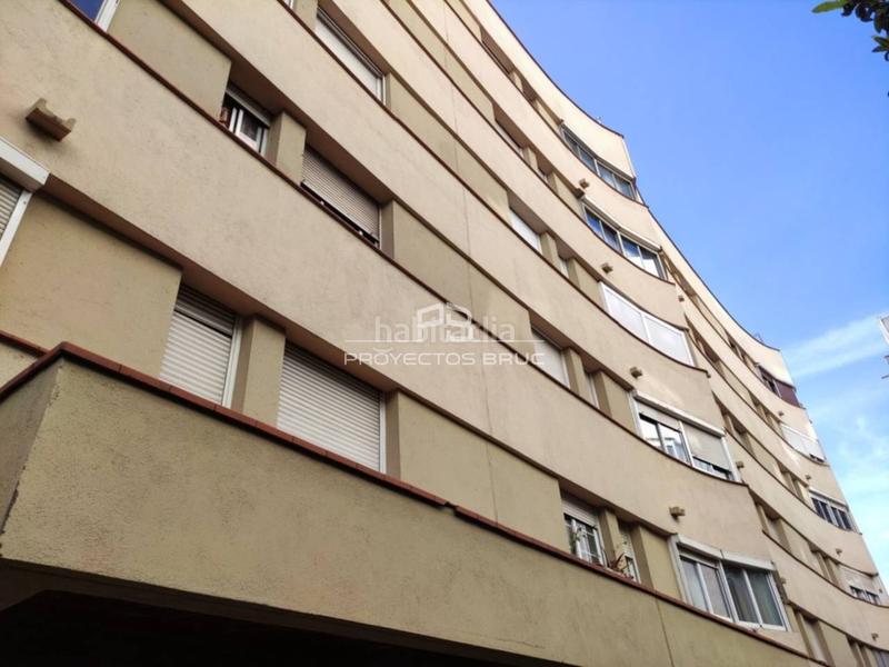 Foto 55967922-4983-4ca8-8d32-195f56a0edc4. Pis a Ciutat Meridiana Barcelona