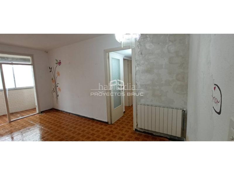 Foto 712578a8-4b06-4d49-a748-8db76aaa81f4. Pis a Ciutat Meridiana Barcelona