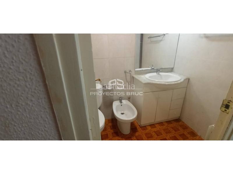 Foto c3cbe598-d9fe-4f0f-8de9-7e92da83e237. Pis a Ciutat Meridiana Barcelona