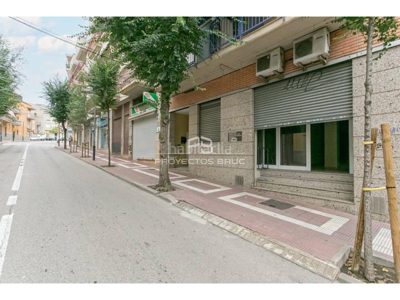 Foto bcbf8cdc-6310-43d3-9a13-46dfb14ea391. Local commercial dans Olesa de Montserrat