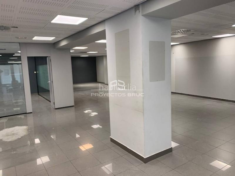 Foto dfdd5327-7a11-4bb2-a757-f8baa9b7cbae. Local comercial a Nucli Urbà Esparreguera