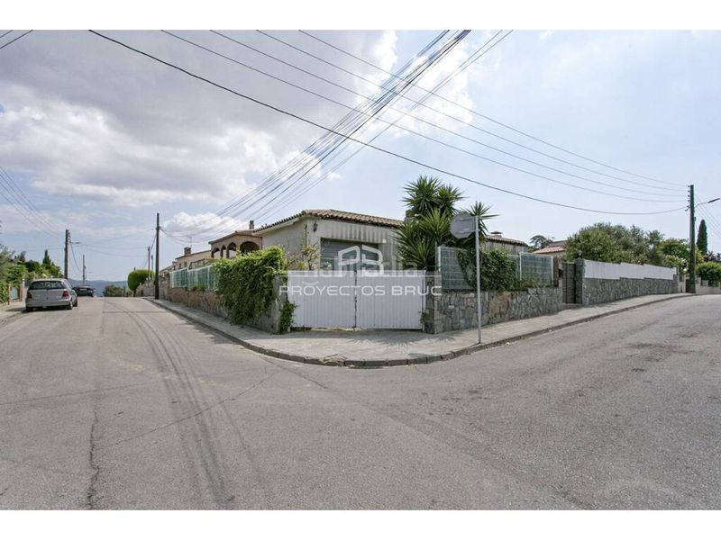 Foto ae5241ff-501f-4ea9-90b9-3afdff4d08f1. Casa a Sant Llorenç d´Hortons