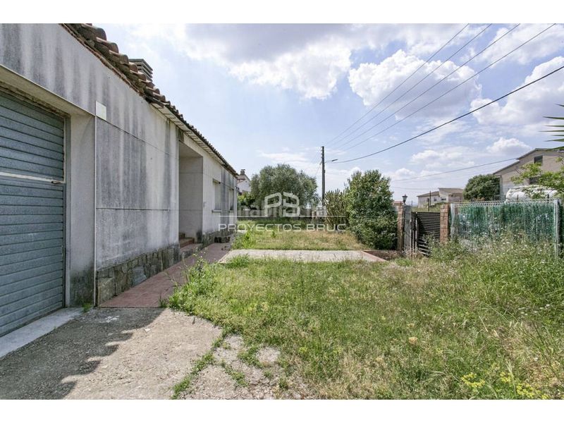 Foto f31c89a7-4b9a-4a35-91cb-209d45c45161. Casa a Sant Llorenç d´Hortons