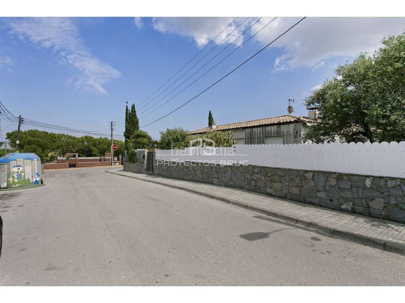 Foto fed26d97-3a51-452f-aa31-7ec2ff496a5e. Casa a Sant Llorenç d´Hortons